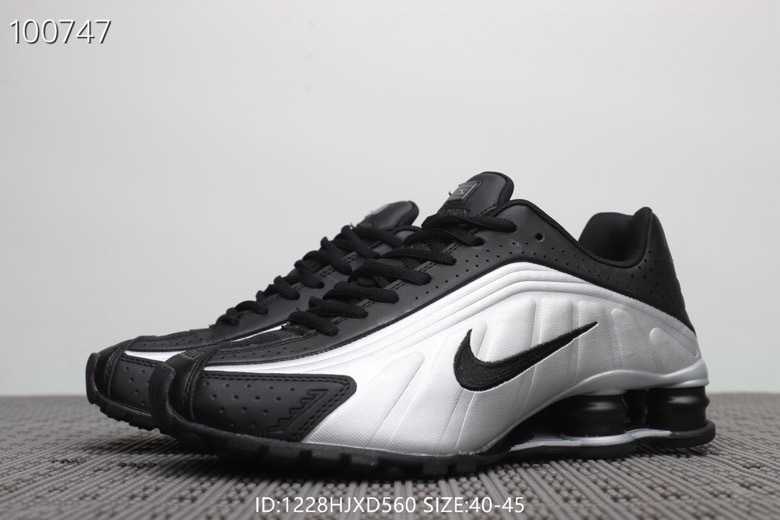 nike shox r4 black silver