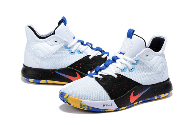 pg 3 white basketball shoes