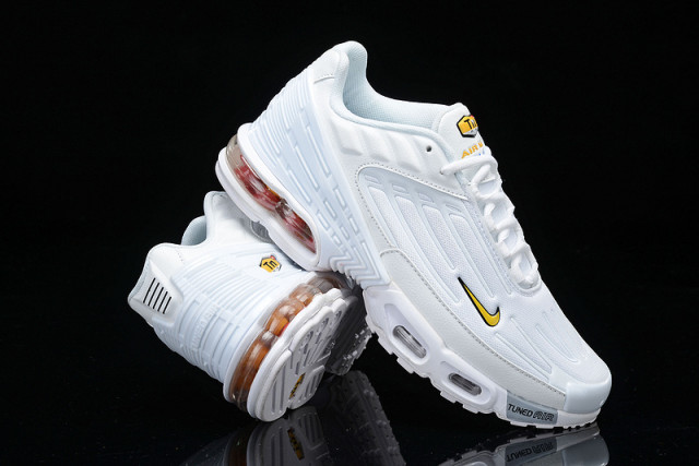 Nike Tuned Air Max Plus Tn Triple White Men's Running Shoes - ShoesMuch.com